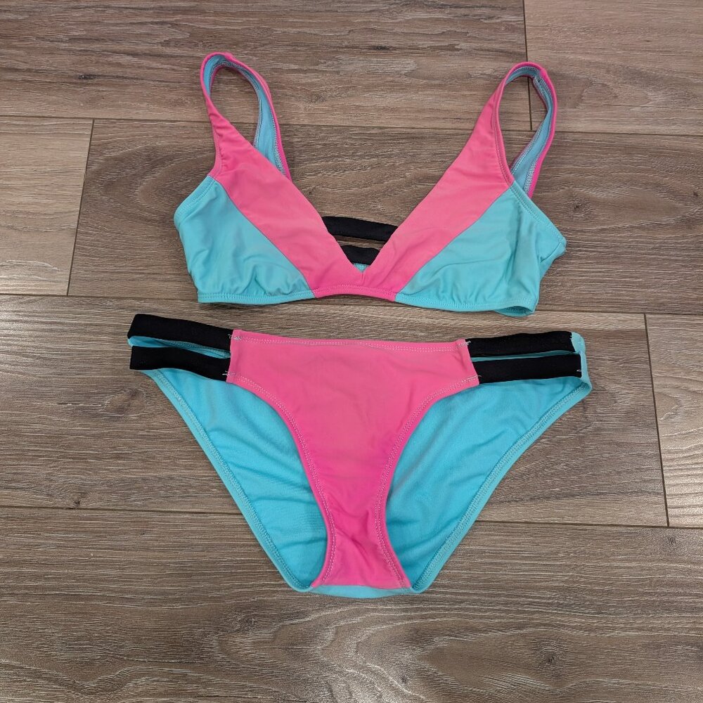 Bikini Lab Medium Top Large Bottom - image 1